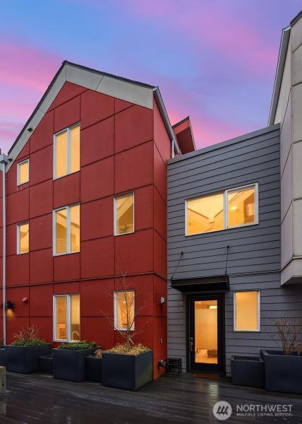 MLS #NWM2465106 image #0