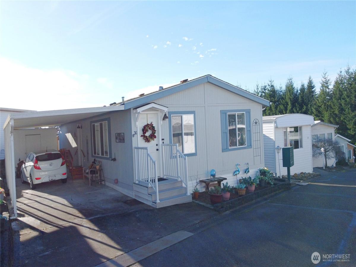 MLS #NWM2465151 image #0