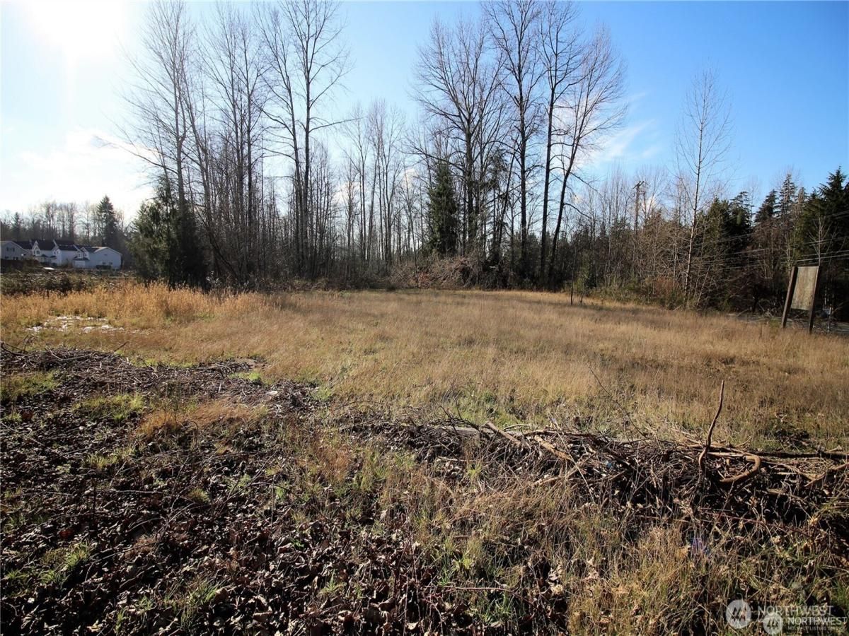 MLS #NWM2465165 image #0