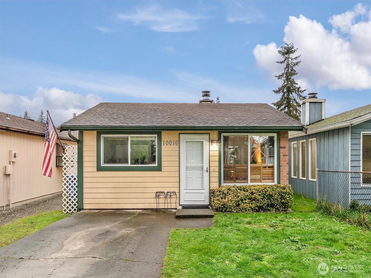 MLS #NWM2465178 image #0