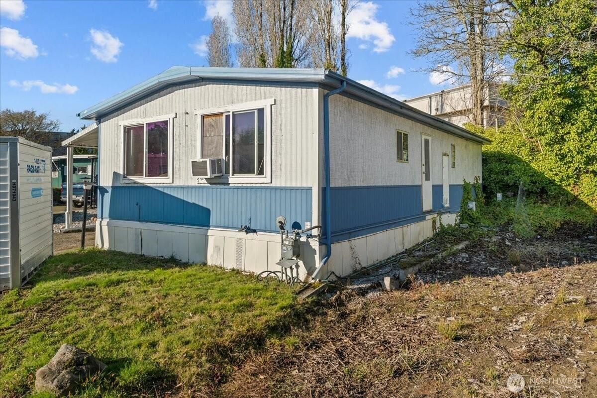 MLS #NWM2465272 image #0