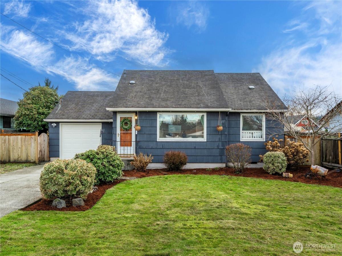 MLS #NWM2465433 image #0