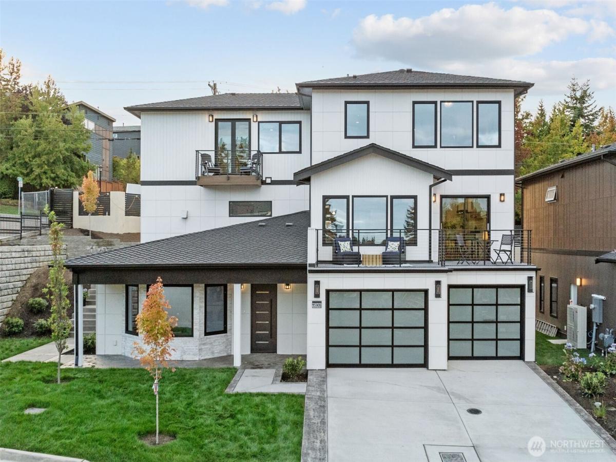 MLS #NWM2465636 image #0