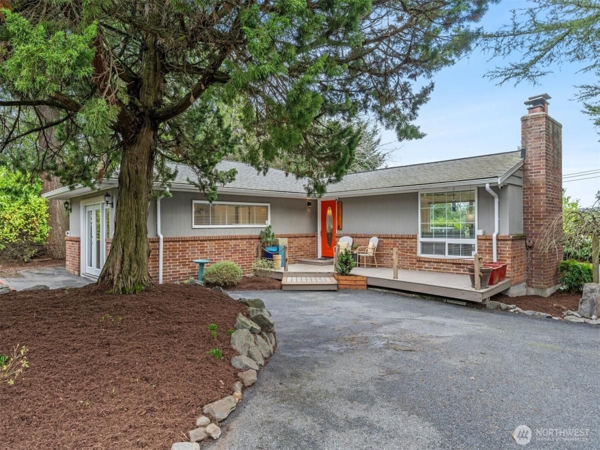 MLS #NWM2465694 image #0