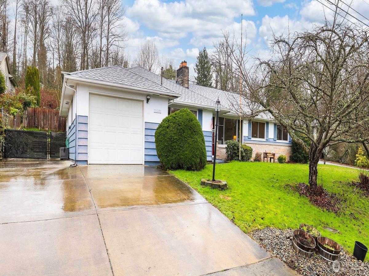 MLS #NWM2465710 image #0