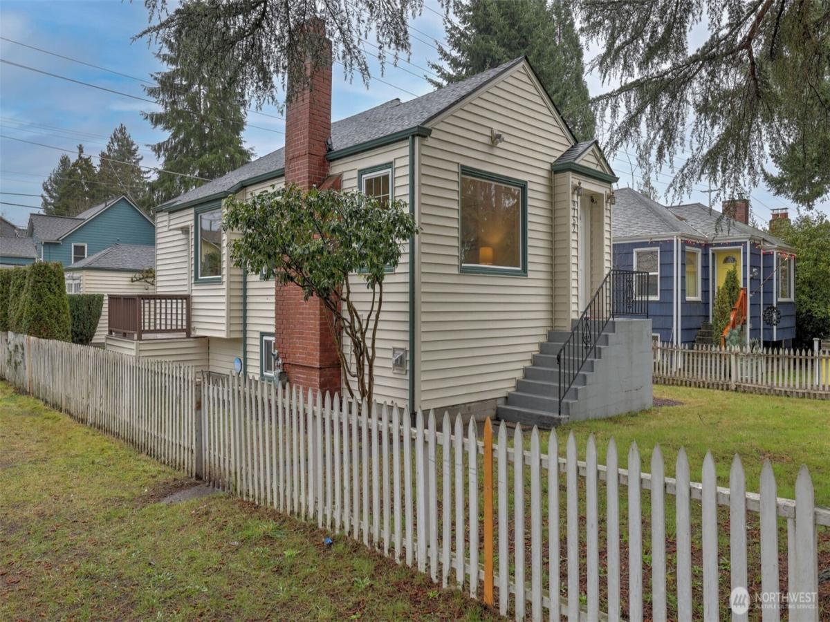 MLS #NWM2465816 image #0