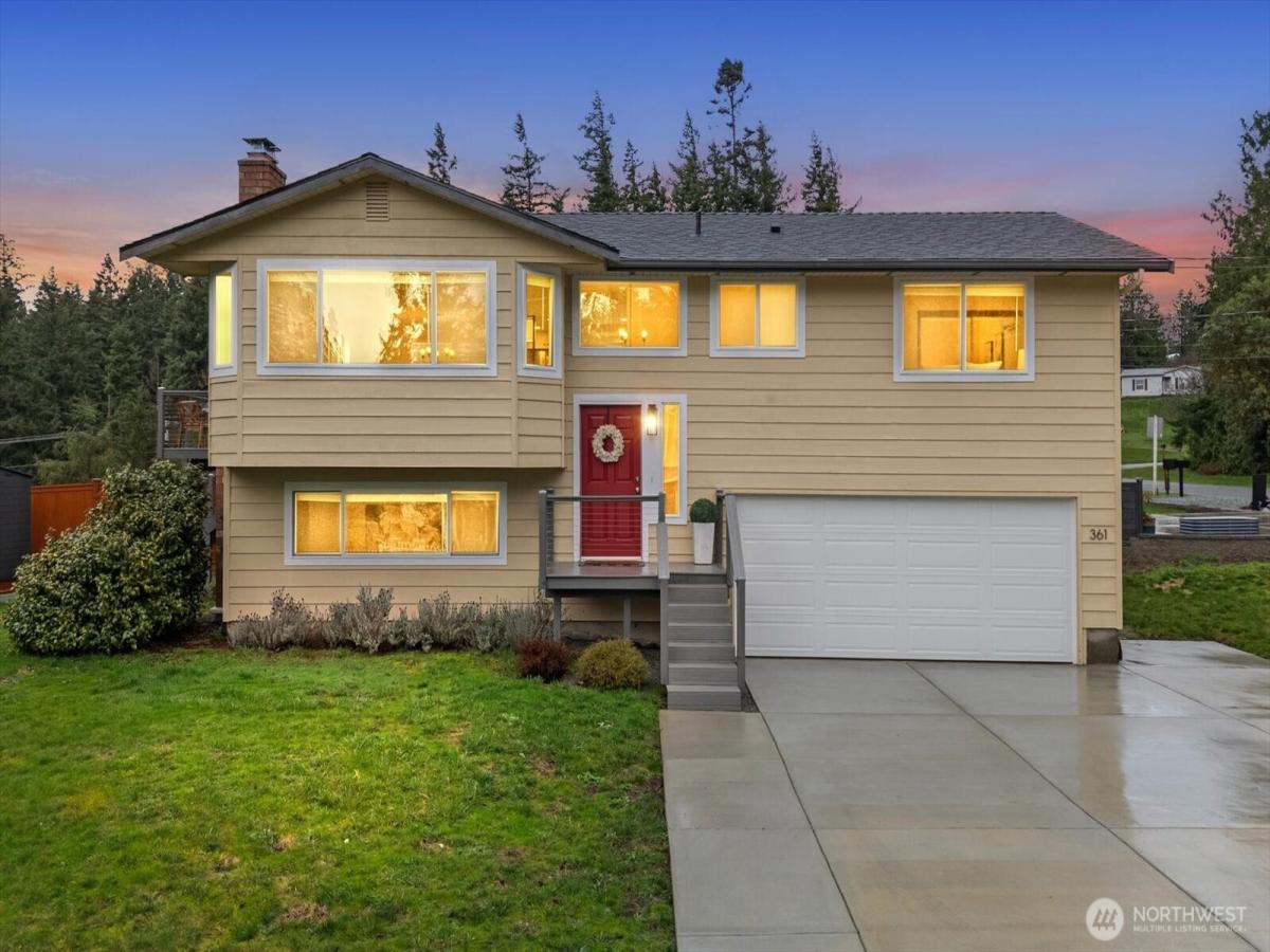 MLS #NWM2465894 image #0