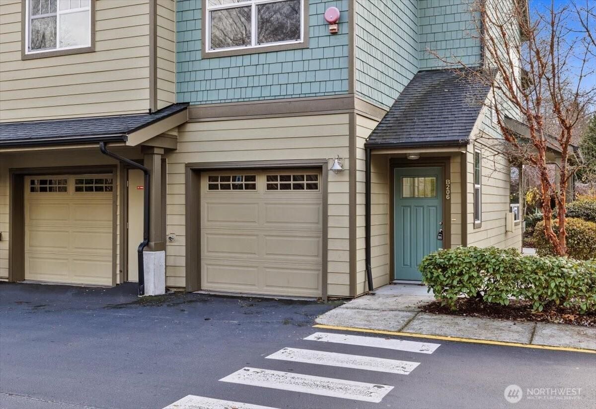 MLS #NWM2466076 image #0