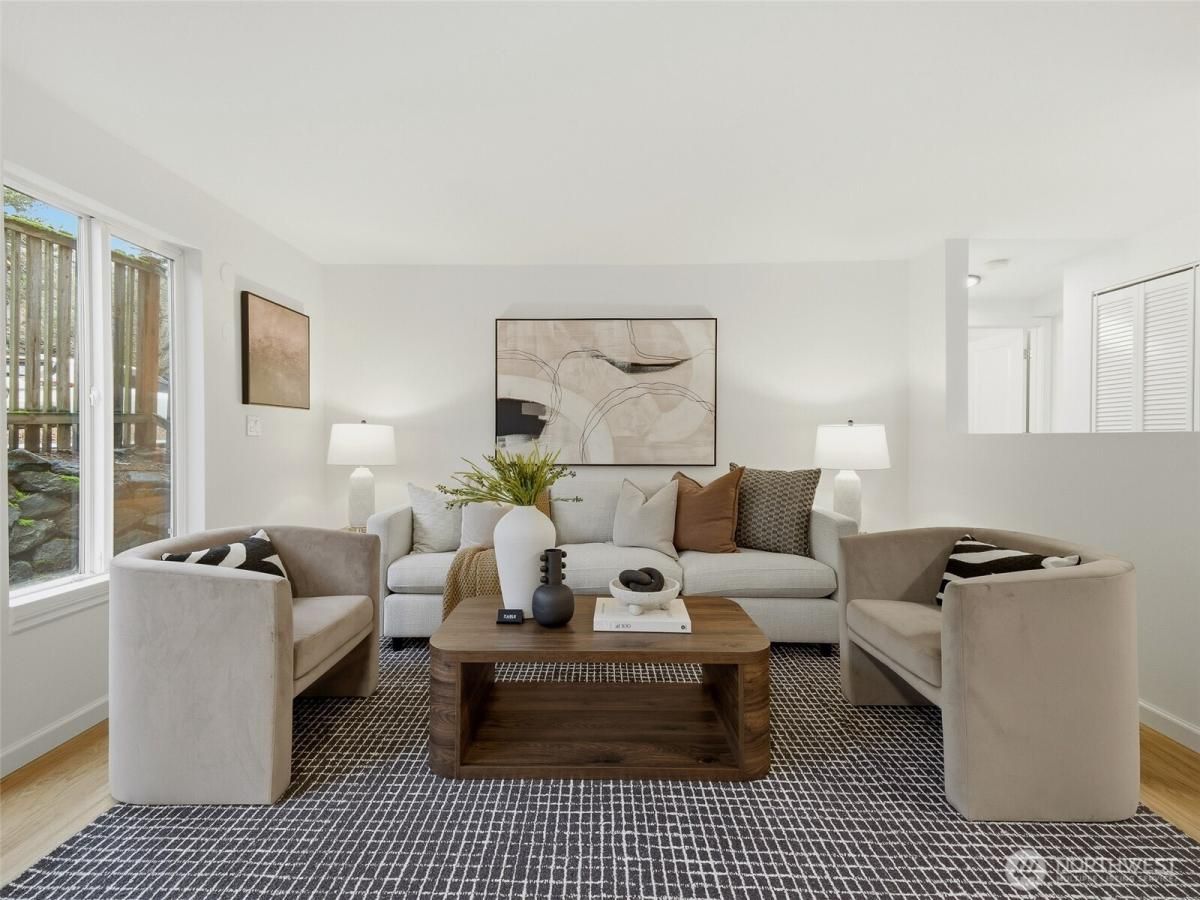 MLS #NWM2466081 image #0