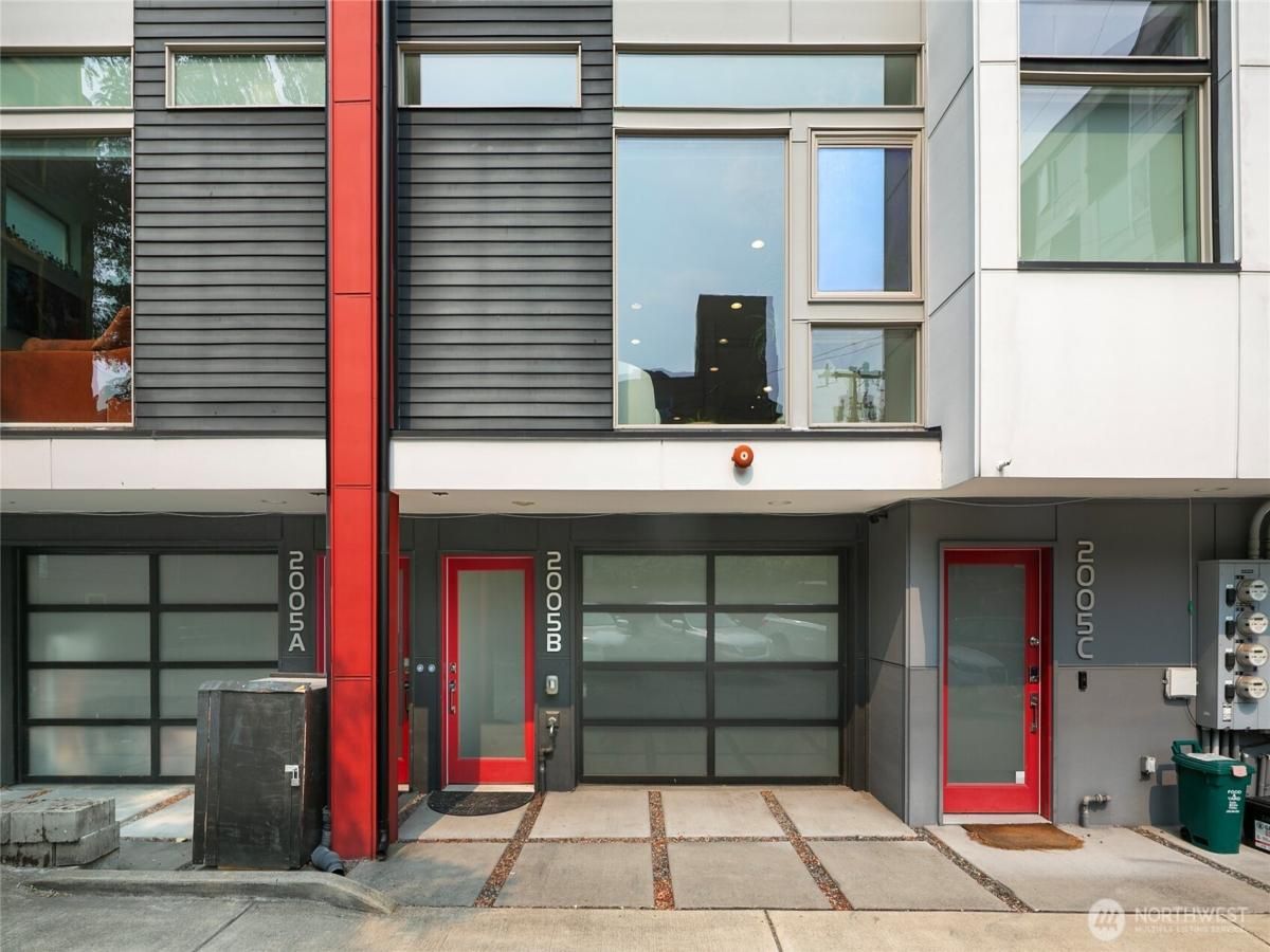 MLS #NWM2466291 image #0