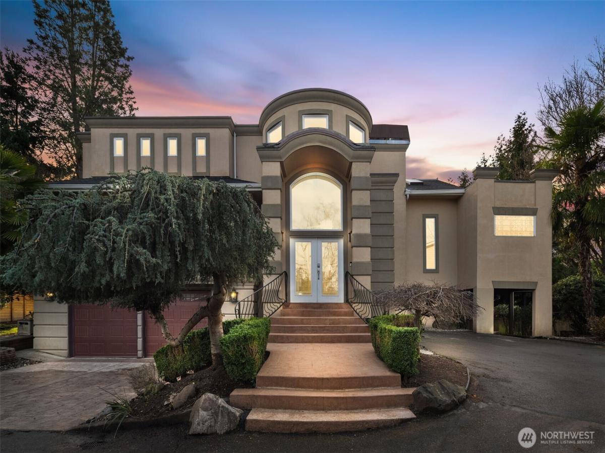 MLS #NWM2466318 image #0