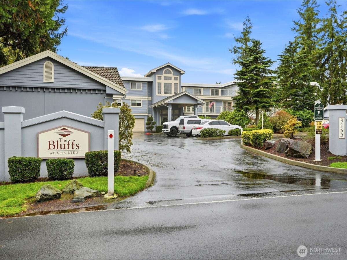 MLS #NWM2466336 image #0