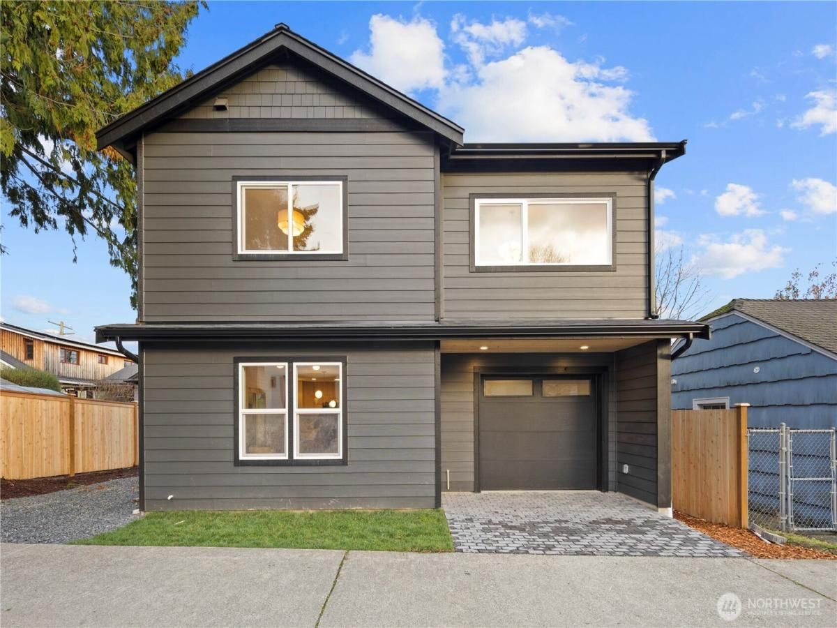 MLS #NWM2466388 image #0