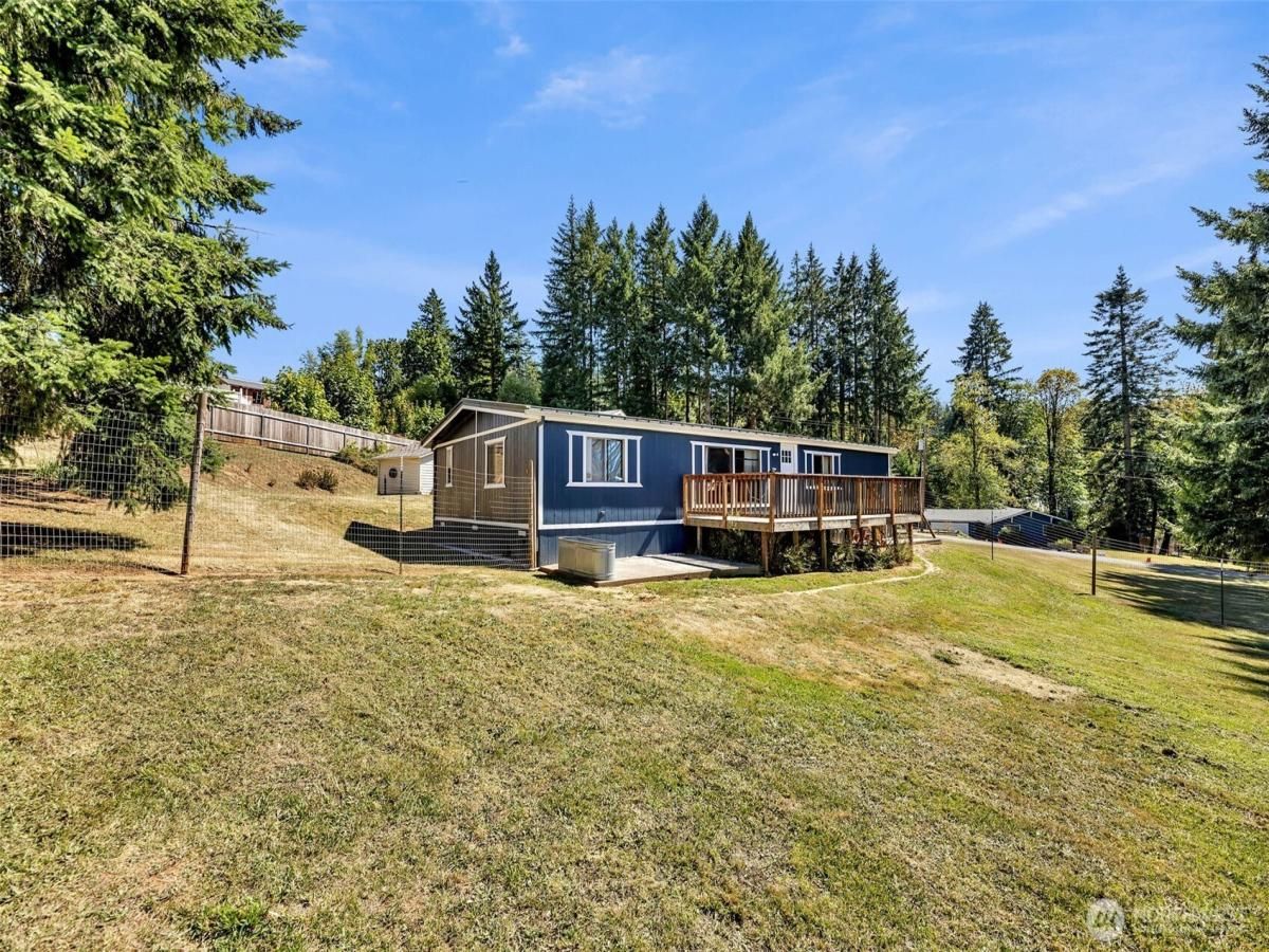 MLS #NWM2466965 image #0