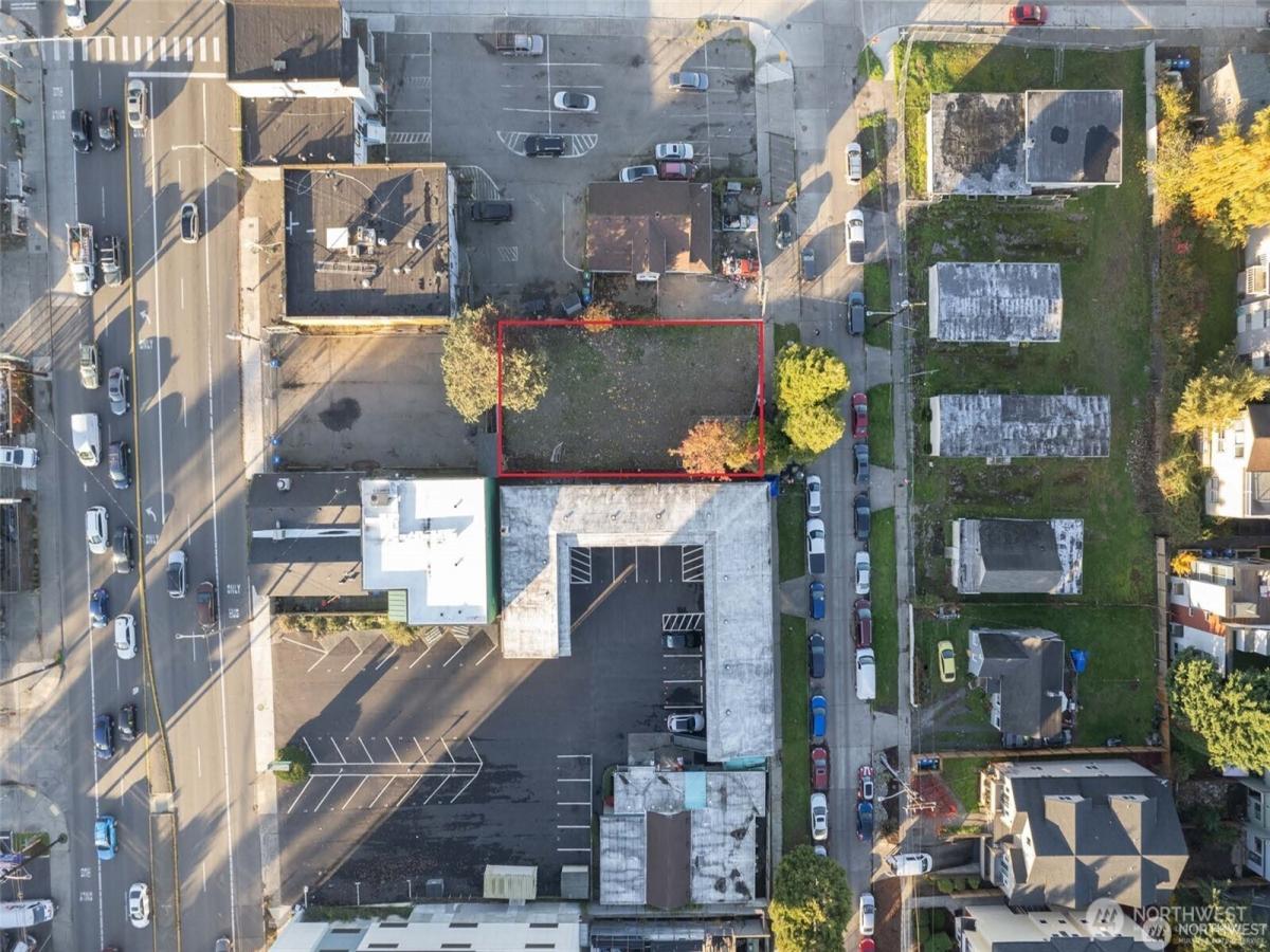 MLS #NWM2466983 image #0