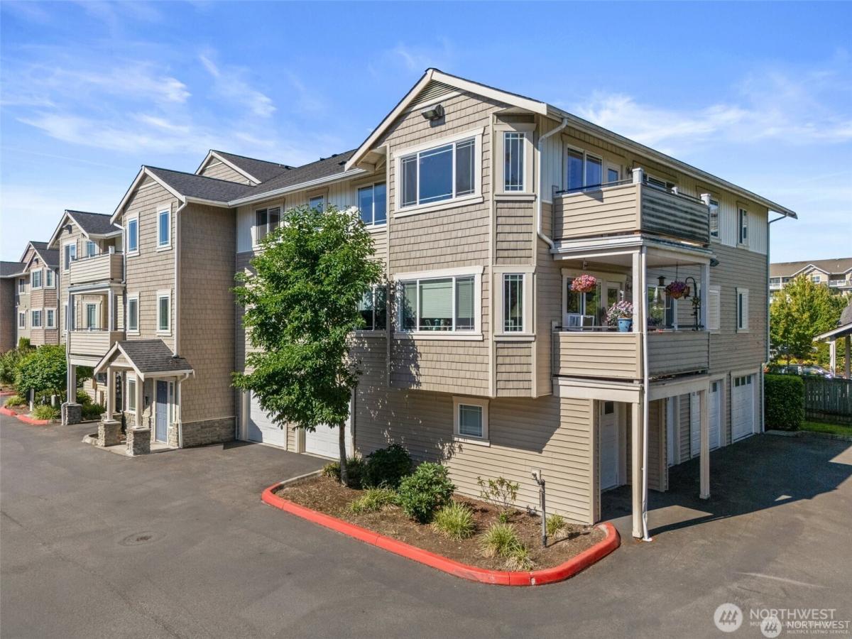 MLS #NWM2467129 image #0