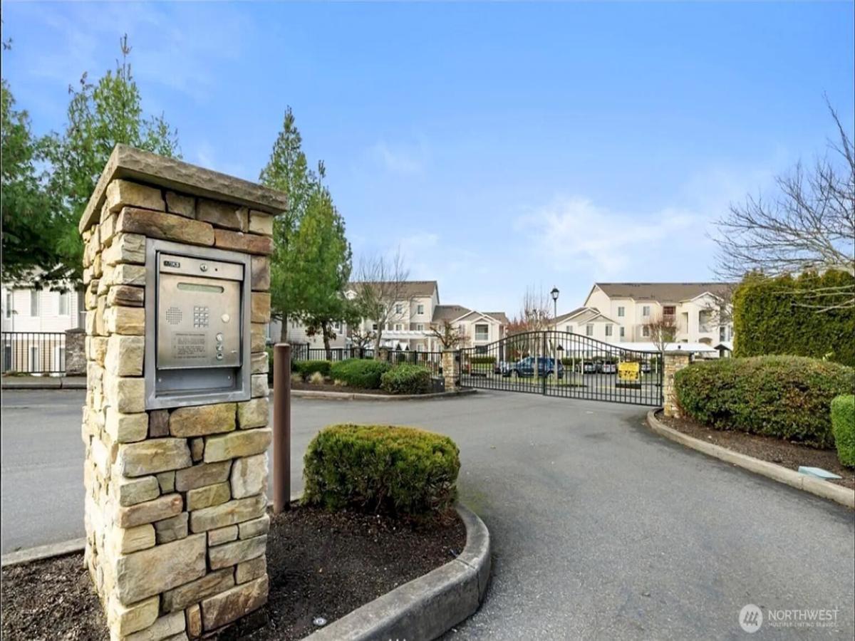 MLS #NWM2467229 image #0