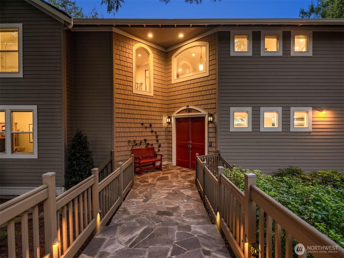 MLS #NWM2467271 image #0