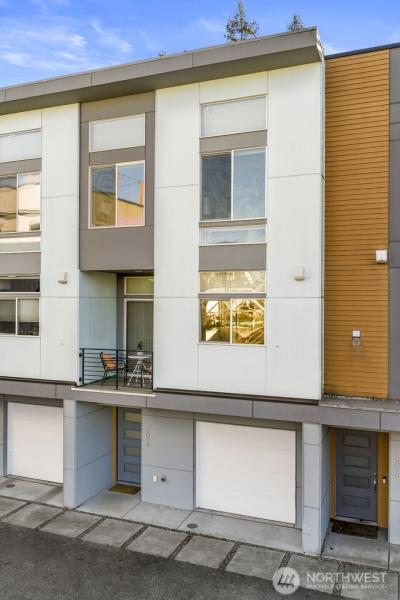 MLS #NWM2467632 image #0