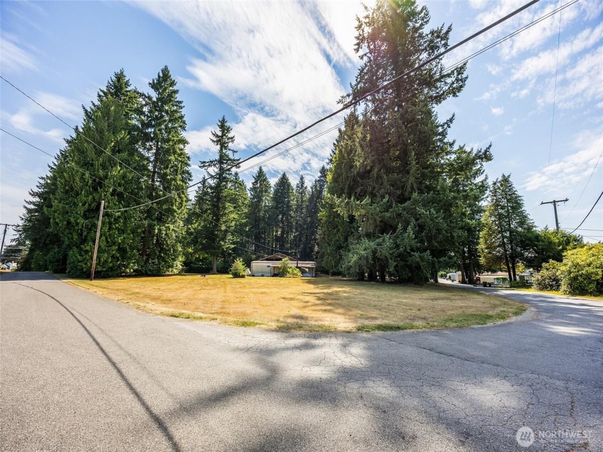 MLS #NWM2467926 image #0