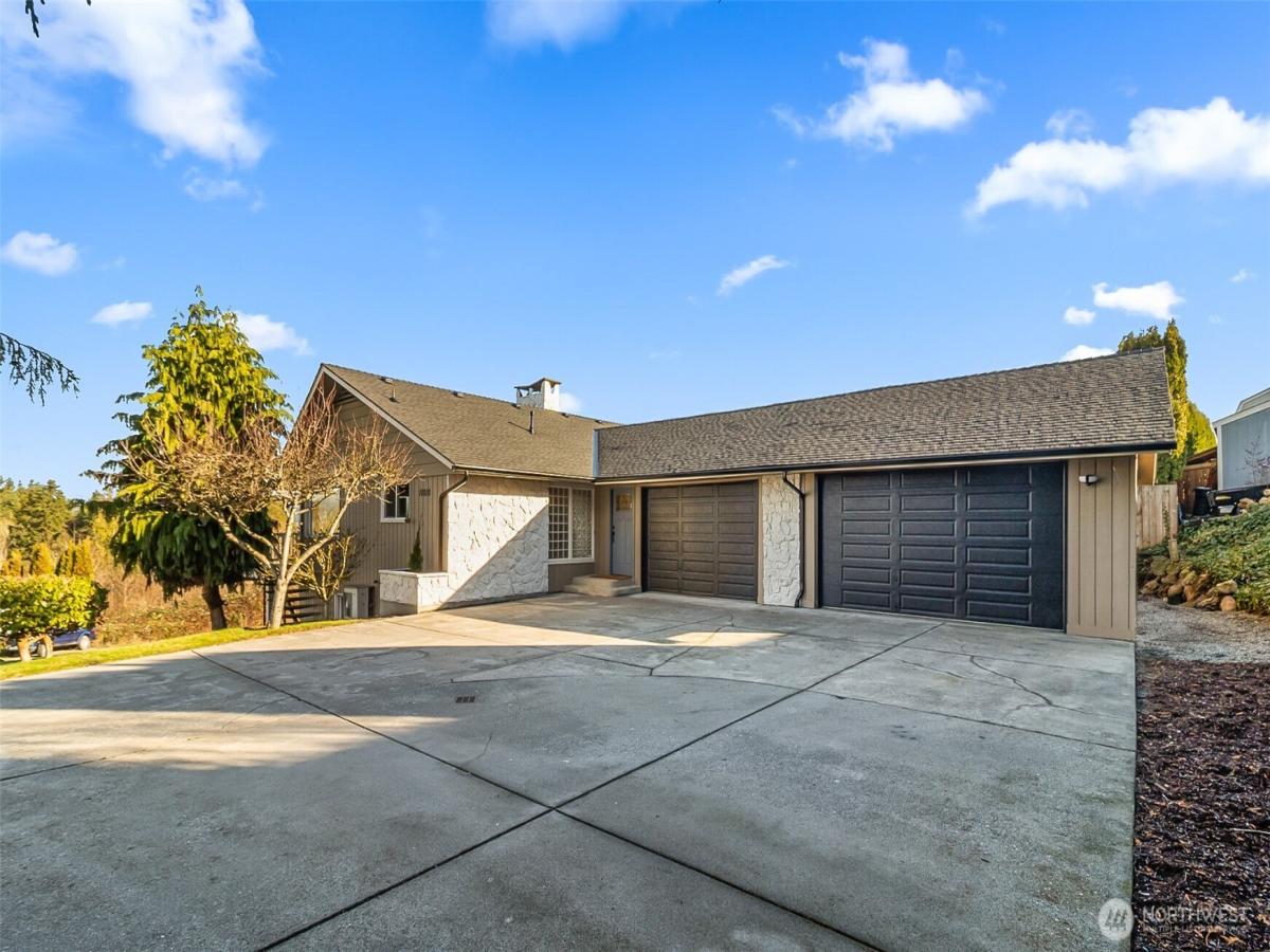 MLS #NWM2468034 image #0