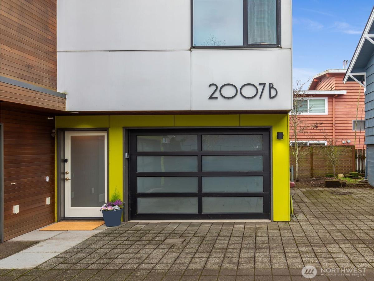 MLS #NWM2468313 image #0