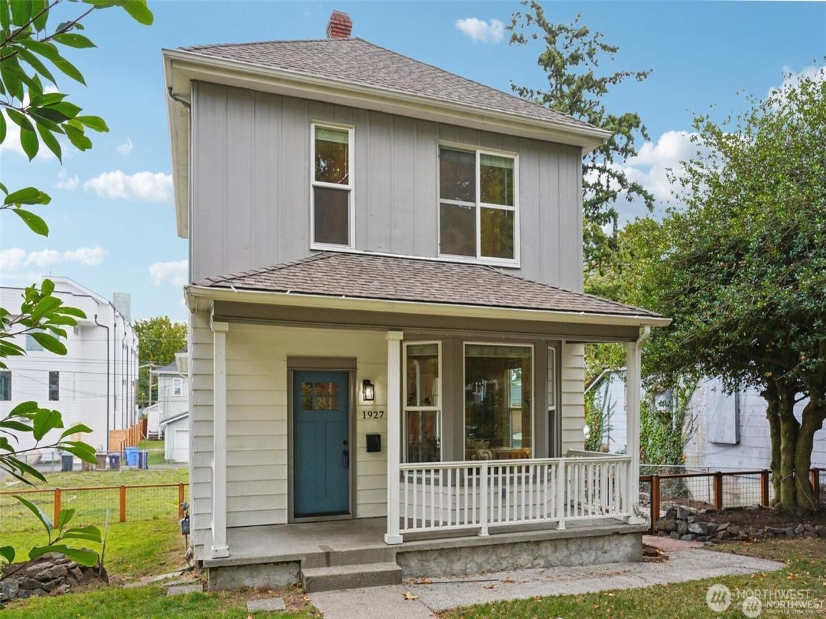 MLS #NWM2468329 image #0