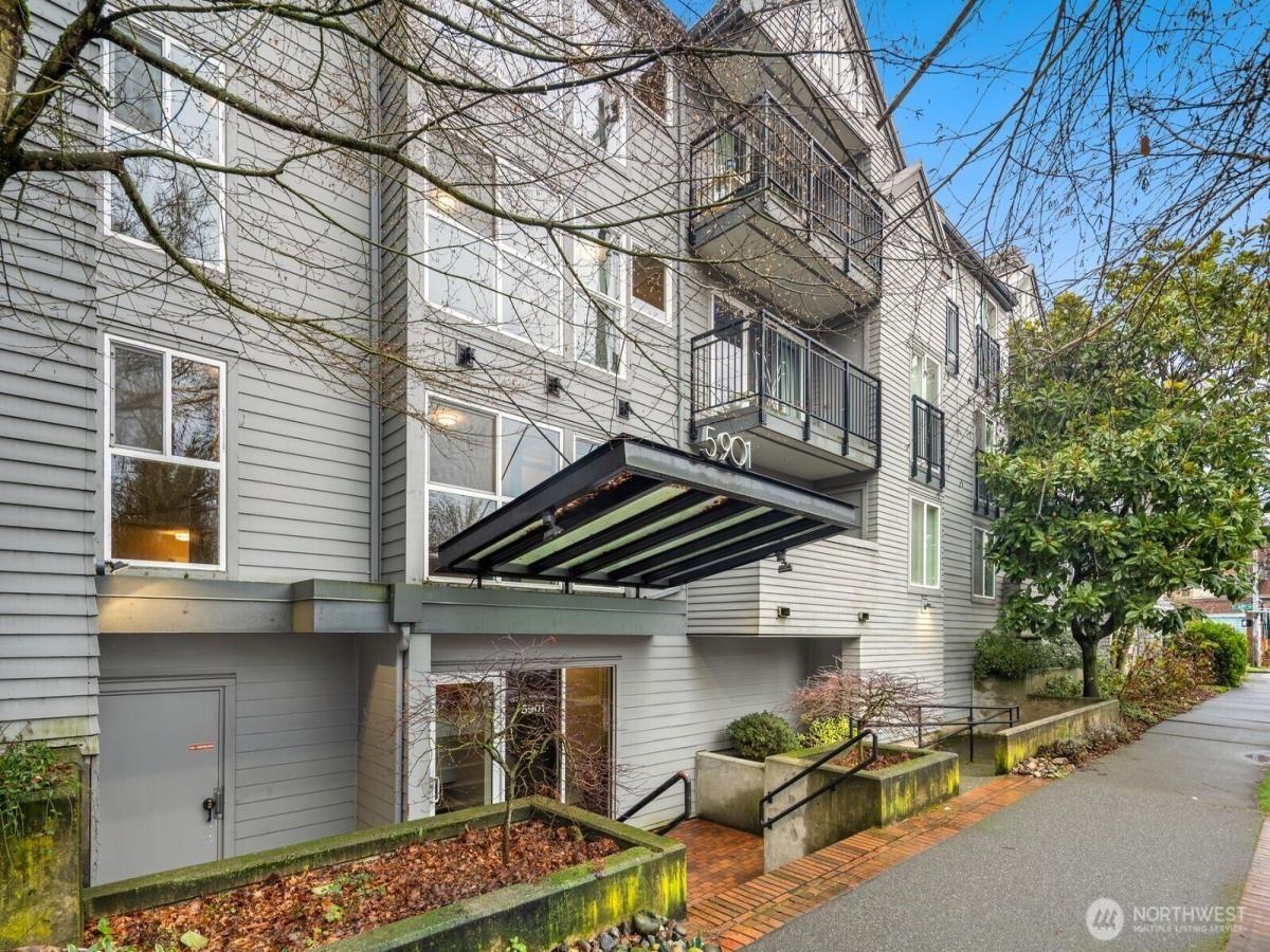 MLS #NWM2468361 image #0