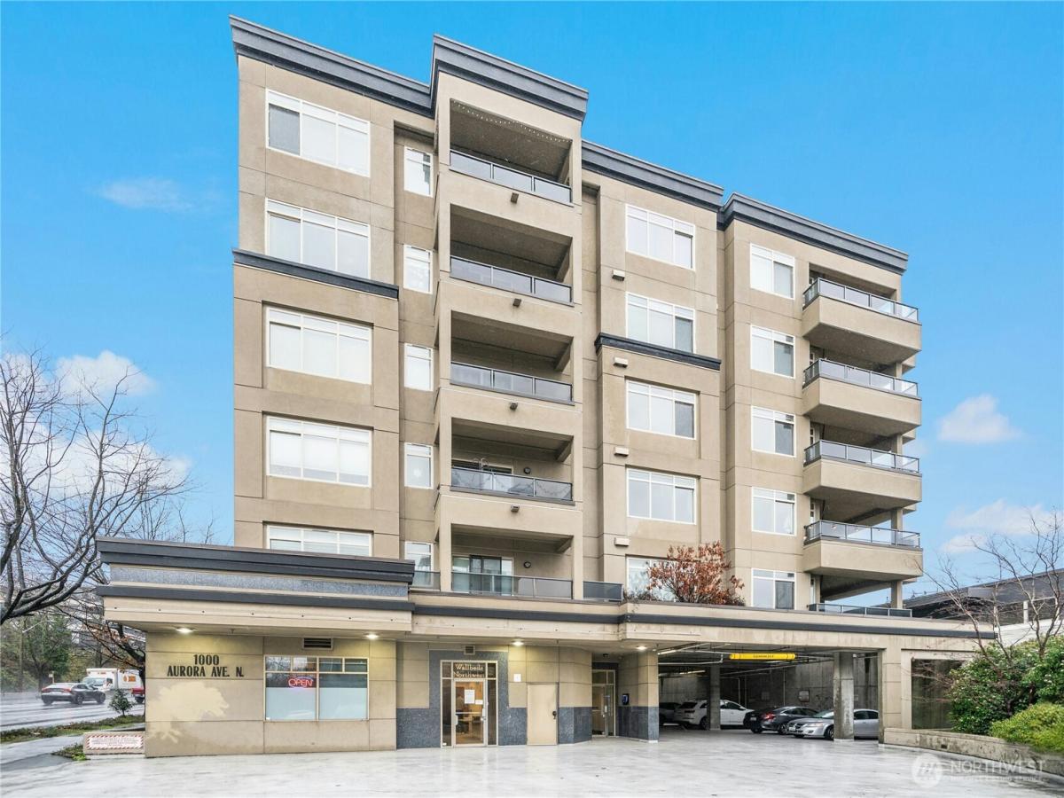 MLS #NWM2468380 image #0