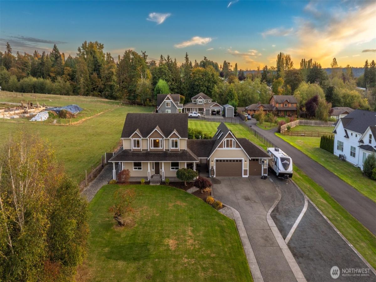 MLS #NWM2468588 image #0