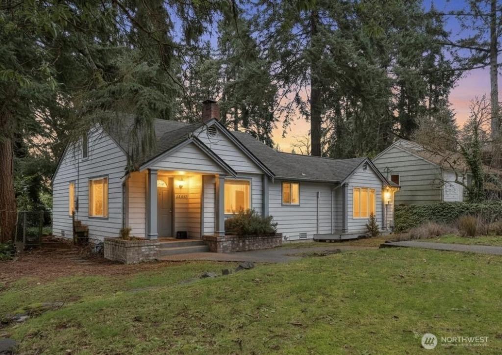 MLS #NWM2468690 image #0