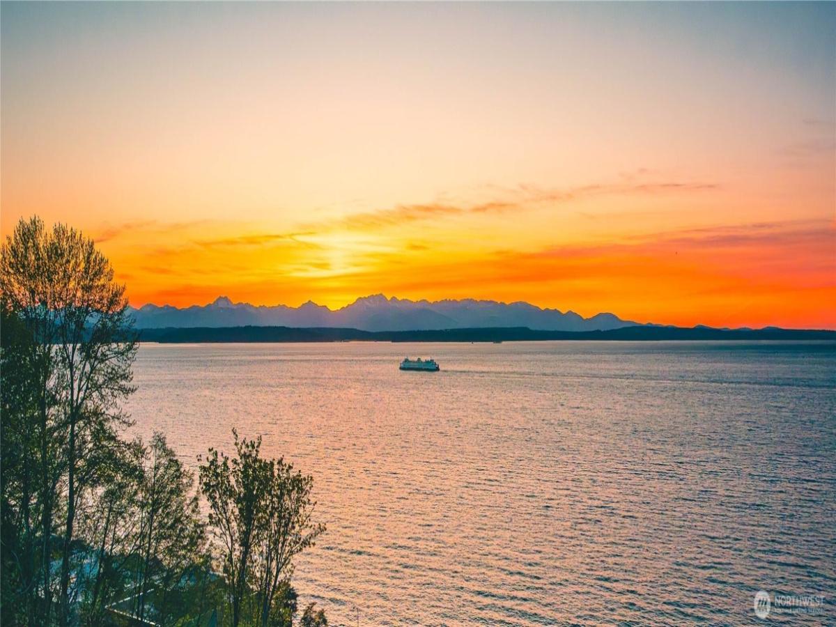 MLS #NWM2468706 image #0