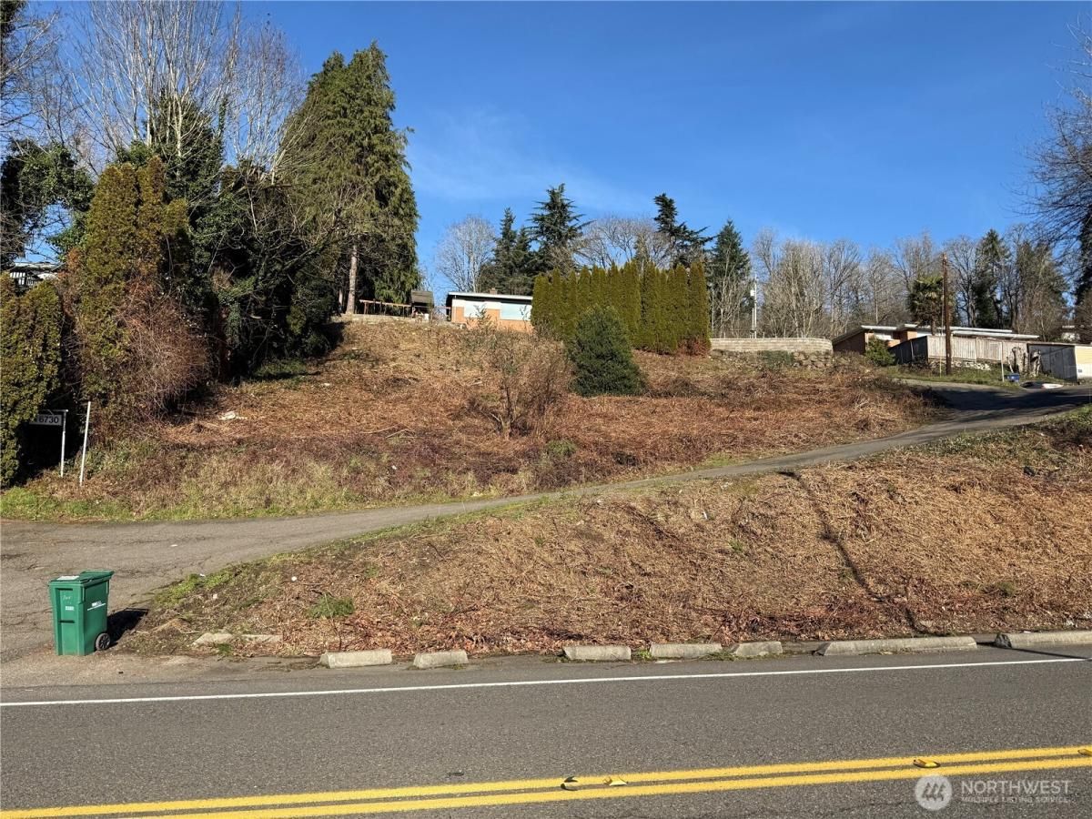 MLS #NWM2468739 image #0
