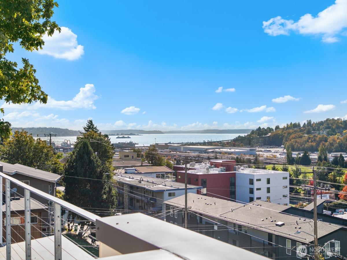 MLS #NWM2469412 image #0