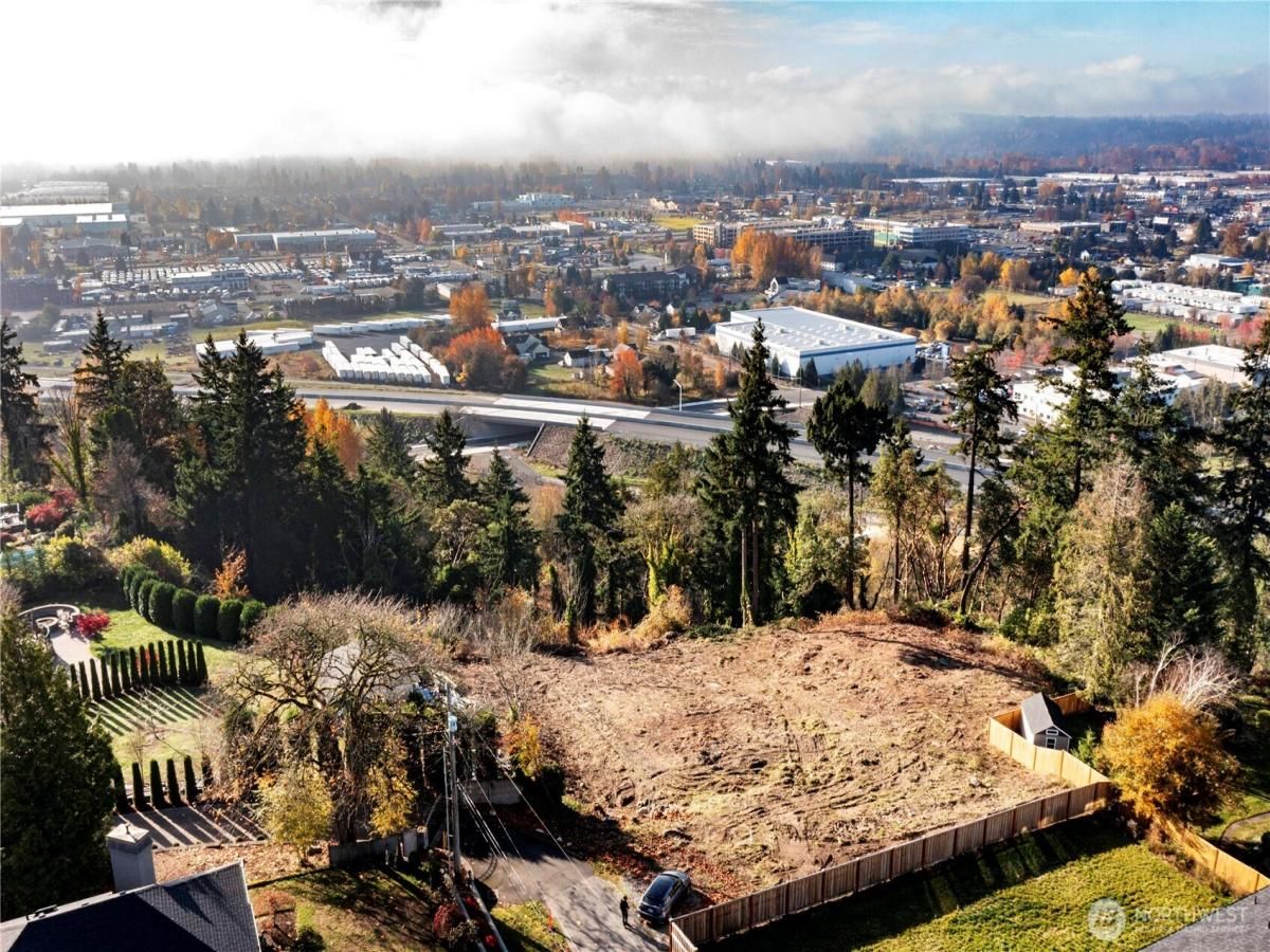 MLS #NWM2469663 image #0