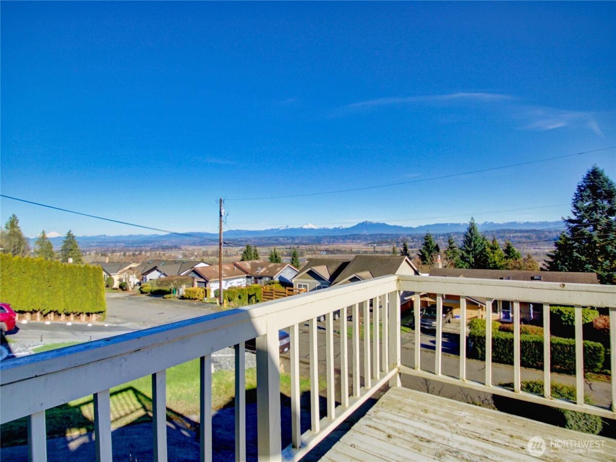 MLS #NWM2469869 image #0