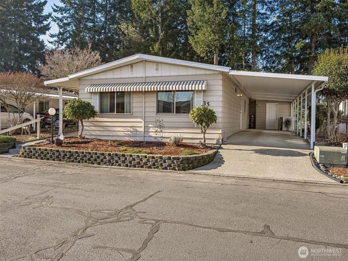 MLS #NWM2469969 image #0