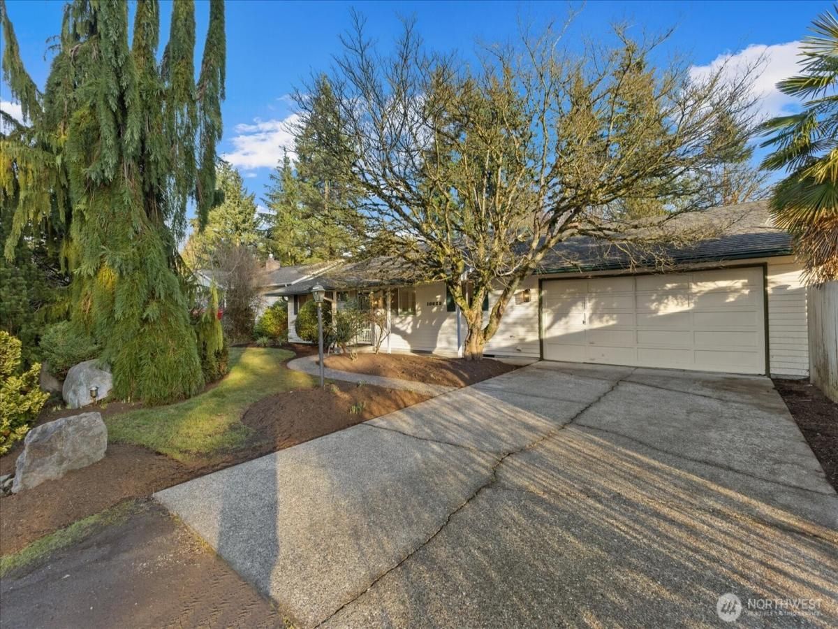 MLS #NWM2470115 image #0