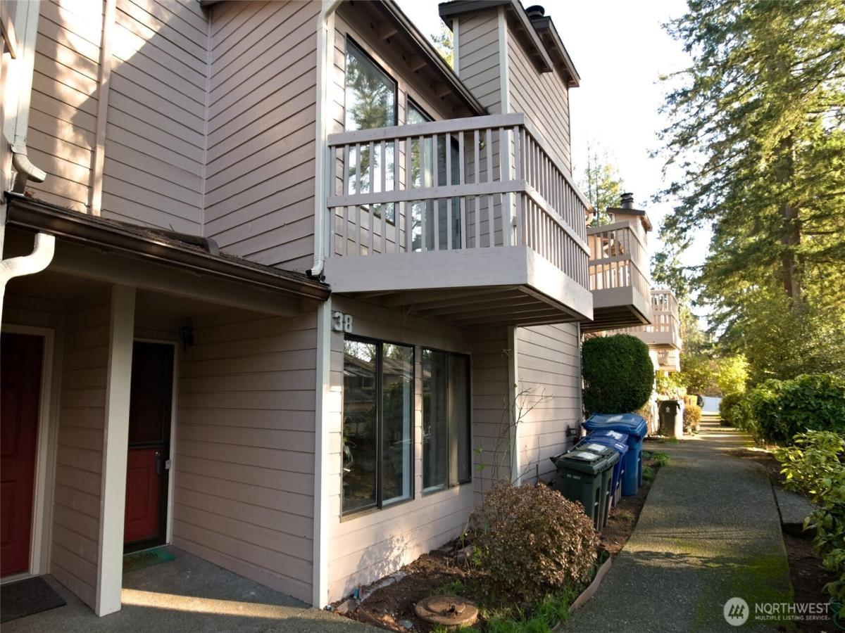 MLS #NWM2470532 image #0