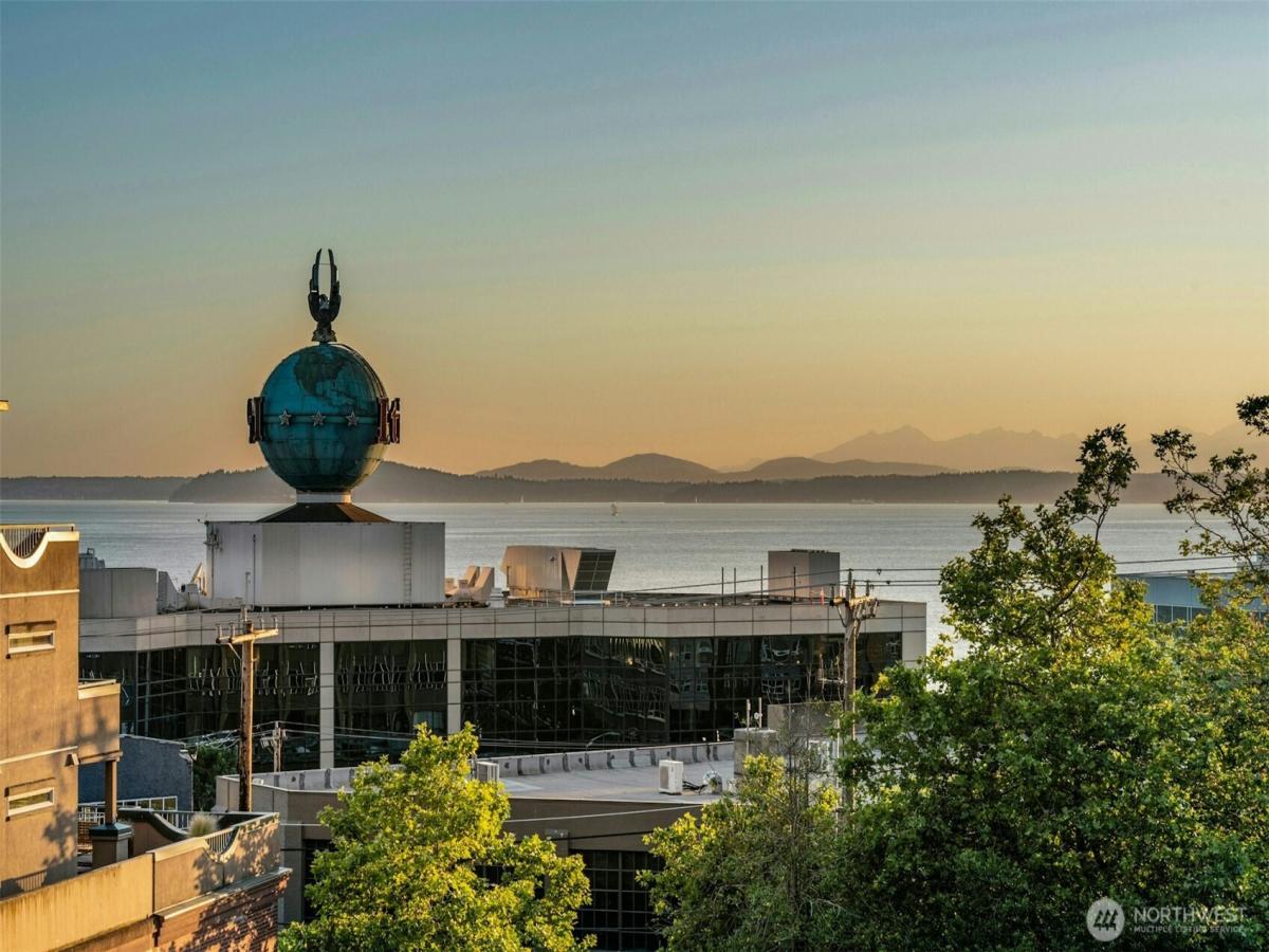 MLS #NWM2470628 image #0