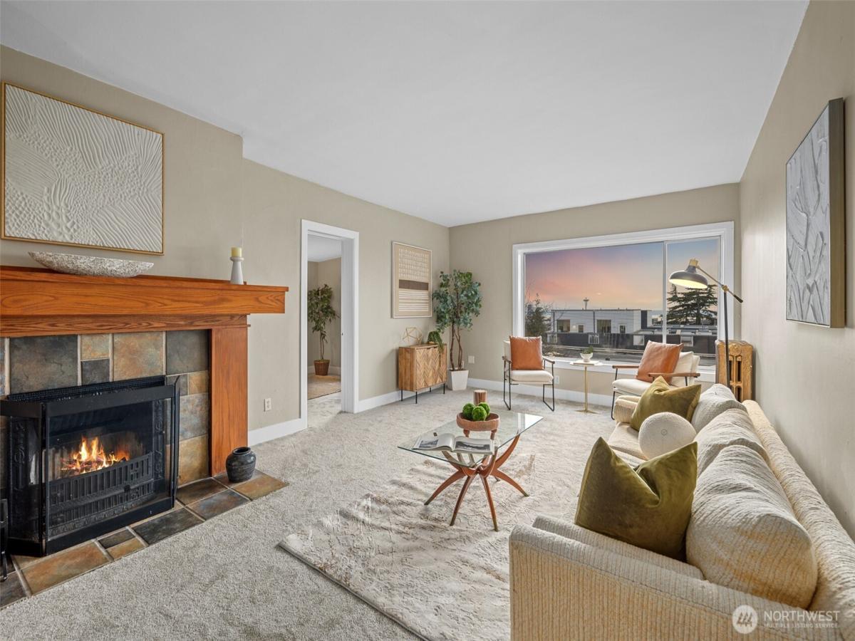 MLS #NWM2471122 image #0