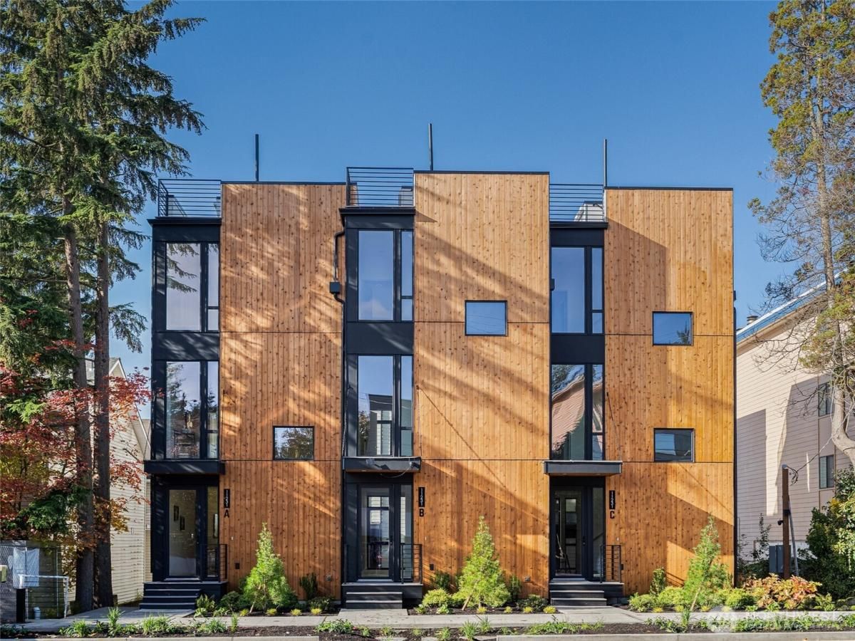 MLS #NWM2471316 image #0