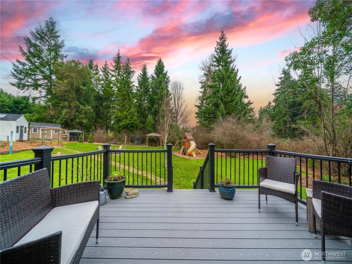 MLS #NWM2471687 image #0