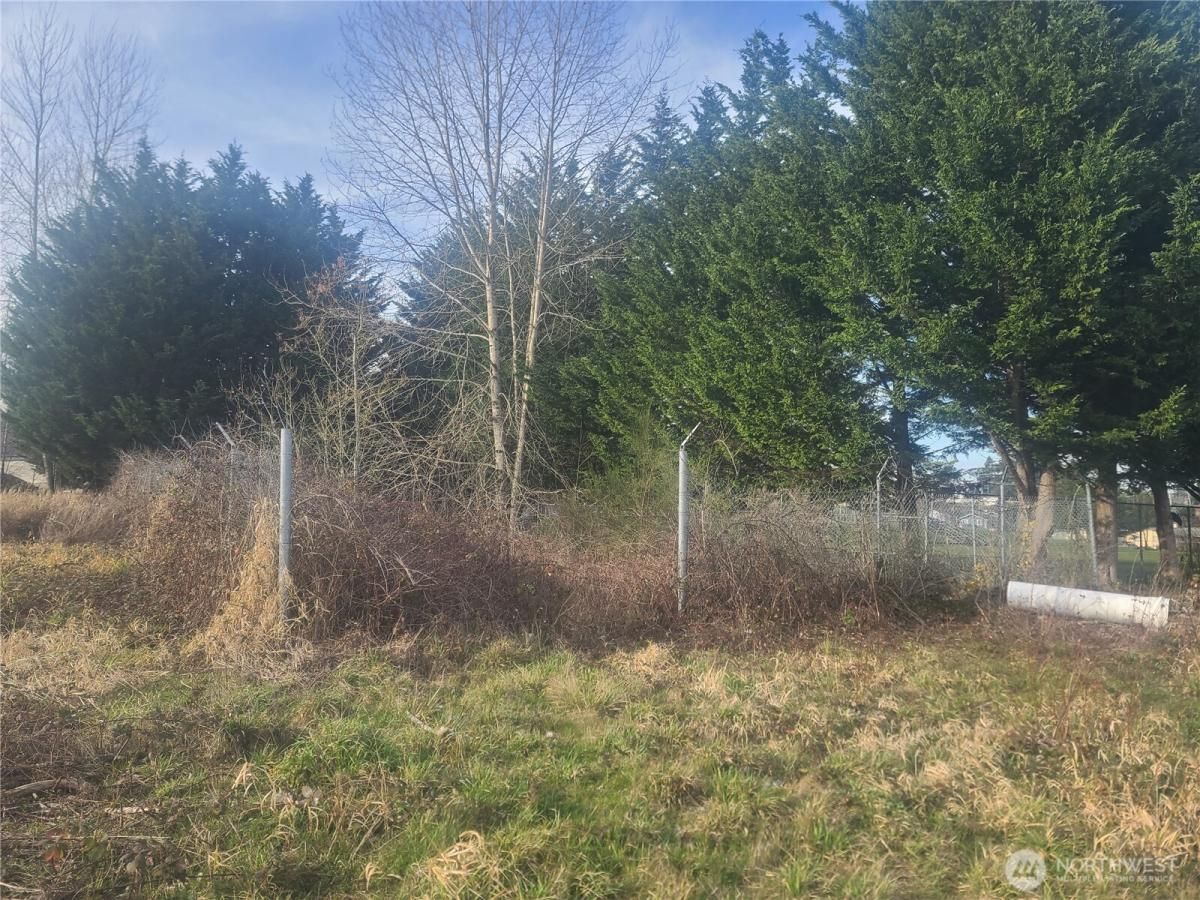 MLS #NWM2471920 image #0