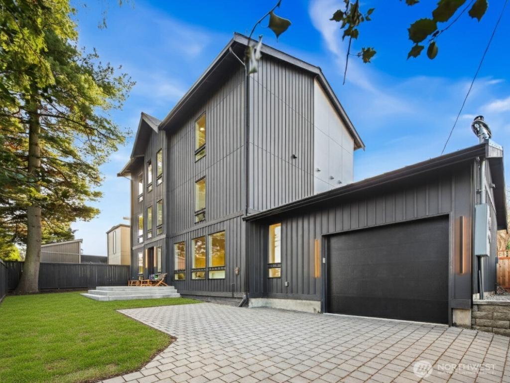 MLS #NWM2472185 image #0