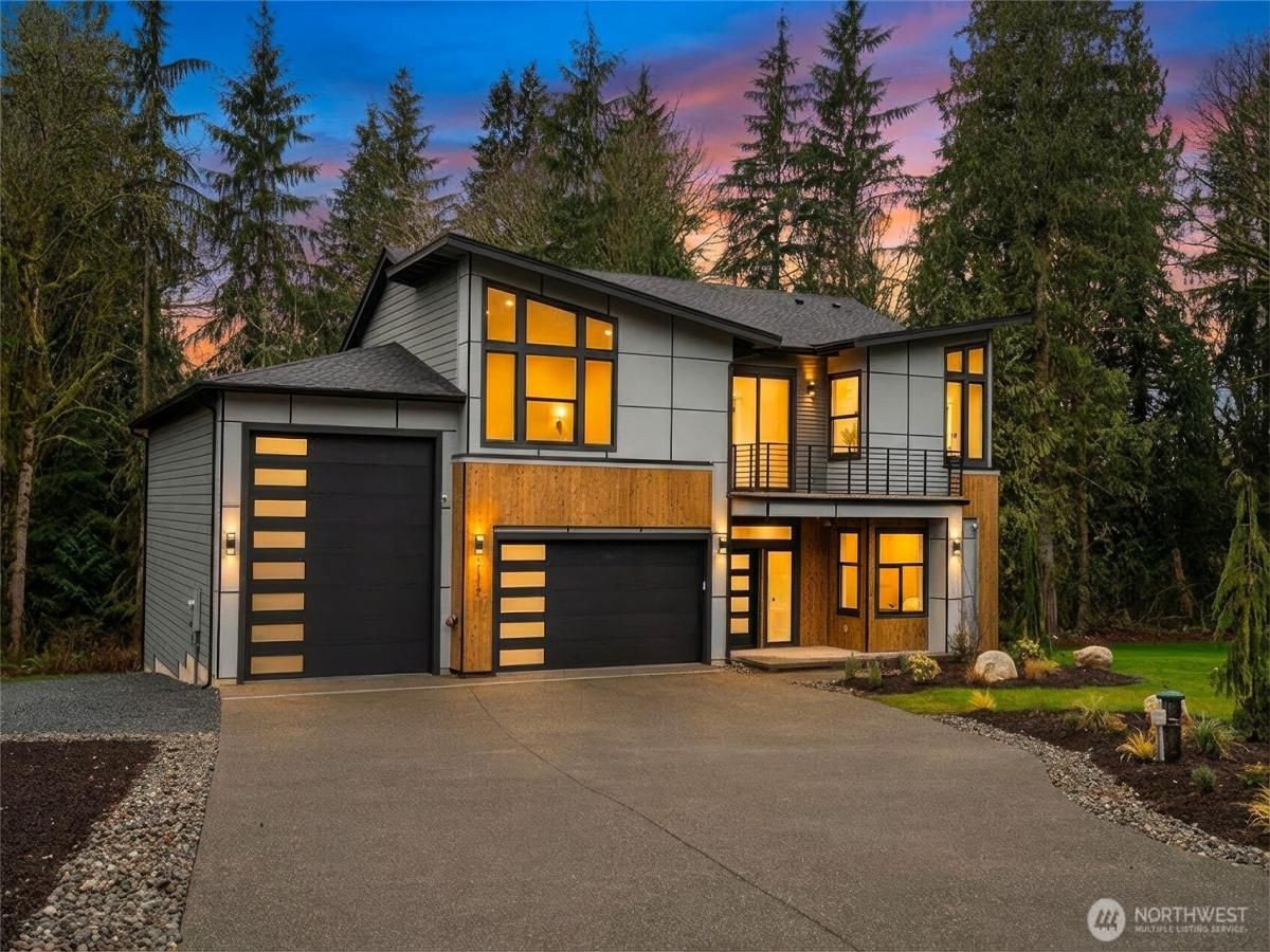 MLS #NWM2472498 image #0