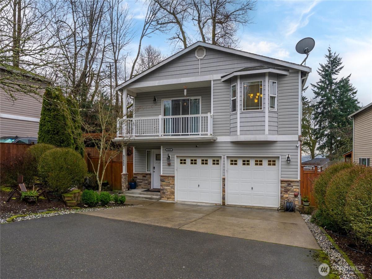 MLS #NWM2472514 image #0