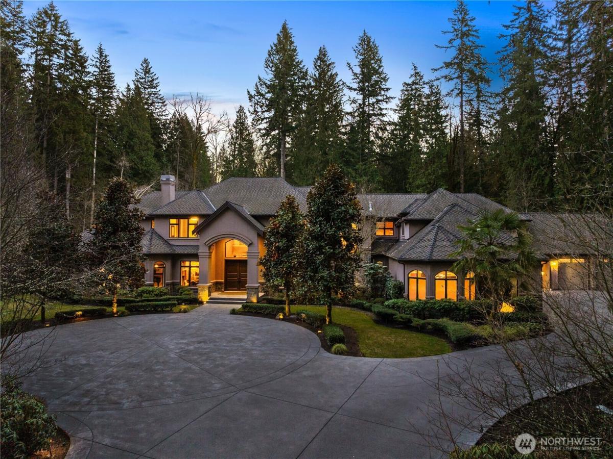 MLS #NWM2472927 image #0