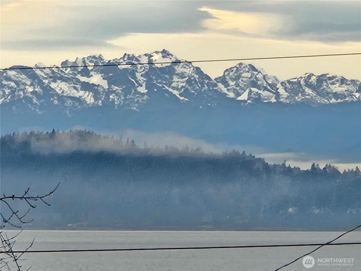 MLS #NWM2474736 image #0