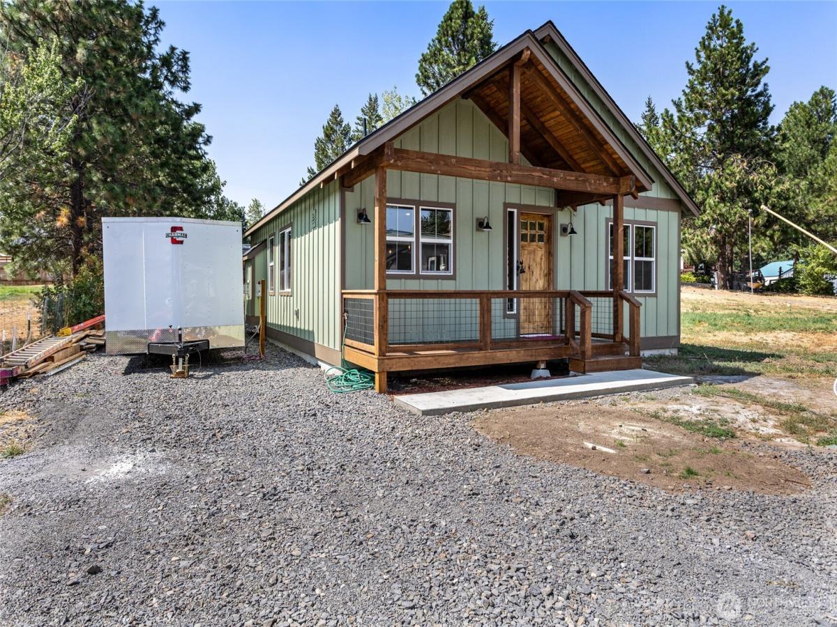 MLS #NWM2478721 image #0